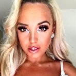 Third pic of Jen Atkin - Free pics, galleries & more at Babepedia