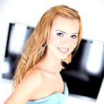 First pic of Latina teen Jessie Rogers is so hot that guy soon explodes fucking her nub and getting licked