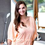 First pic of Taylee Wood &ndash; 18 Plus Photos