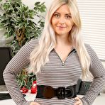 First pic of Elle M - Only Secretaries | BabeSource.com