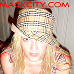 Fourth pic of Blond trailer park pussy - 28 Pics | xHamster