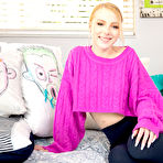 First pic of Dixie Lynn humping the two workers in her bedroom
