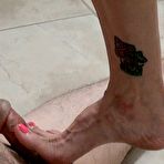 Third pic of WifeCrazy.com :: Amateur Housewife