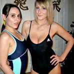 Fourth pic of Different Pool Crowd &ndash; Bisexual Dave