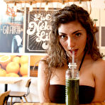 Second pic of Gillian Barnes Famous Potatoes Zishy / Hotty Stop