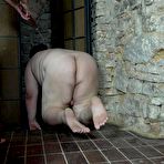 Fourth pic of Fat Slave Worships Enza's Pretty Bare Feet! | CruelCity.com