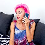 First pic of Milf Philana gets her groceries from a horny toyboy during the lockdown - My Free Pornstars