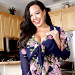 First pic of Kitten Latenight - All Over 30 | BabeSource.com