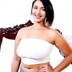 First pic of 1000 Facials Pictures