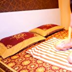 First pic of Amateur Thai Teen Gives Him A Hot Massage With Happy End - EPORNER