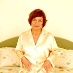 First pic of Redhead granny anal masturbation