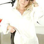 First pic of BabeSource.com: Lisey Sweet - 1000 Facials