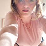 Second pic of Lucy Q Hairy Pussy Ersties - Prime Curves