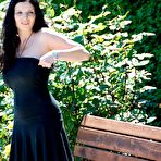 Fourth pic of Sophie English Garden Public Nudity NIP Activity - Prime Curves