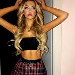 Fourth pic of Amy Lynn - Free pics, galleries & more at Babepedia