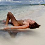 Fourth pic of Random Babes - 10 Pics | xHamster