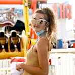 First pic of Dubsie Cute Bikini Babe