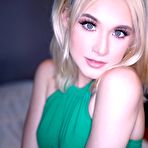 Second pic of Amateur Allure Welcomes Jessie Saint Back