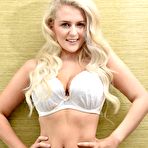 First pic of Lycia Sharyl | Galleries | Images | Window View