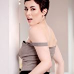 First pic of Olive Glass - Shower Skirmish - My Free Pornstars