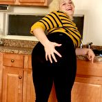 First pic of Hairy Tina spreads her ass