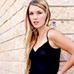 Second pic of Jewel Jewel Behind the School