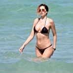 First pic of Aida Yespica pussylips in black bikini