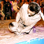 Second pic of Anita Queen shows her love for muddy wrestling in front of dozens of curious women