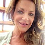 Fourth pic of Deauxma