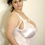 First pic of OMGBigBoobs.com