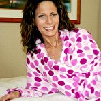 First pic of WifeCrazy.com :: Amateur Housewife