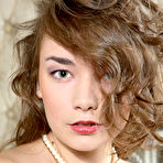 Fourth pic of CHIC AND EROTIC with Alice D - Stunning 18