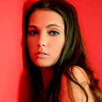 Fourth pic of WATCH4BEAUTY .:Watch 4 Beauty:. watch4beauty.com - Regina in CLEAR SIGNALS on Issue #06-03-2006