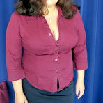 First pic of Plumper Karen poses and squeezes her heavy hooters