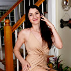 First pic of Arielle Lane Leggy Hairy Housewife Spreads