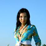 First pic of Sunny Pussy: young Vikky