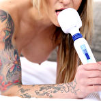 Fourth pic of anilos Klarisa Leone milf in action