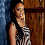 First pic of Sapphire Kiss in Sapphire Kiss in black women