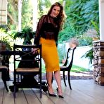 First pic of Kayla Paige - Stacked MILF Kayla Paige Shows Off Her Naked Body!
