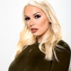 First pic of Kenzie Taylor, Kit Mercer, Lana Sharapova GOOD MOM, BAD MOM, SCENE #01