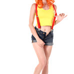 First pic of Eve Sweet in Shorts