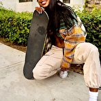 Second pic of INSTA - Qimmah Russo for IG @photo_mark 8/9/21 | Phun.org Forum