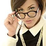 First pic of Jenifer Intellectual