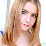 First pic of Dakota Pink Shows off her Soft Natural Boobs