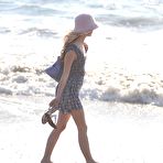 Second pic of Girlfolio | Galleries | Images | To the Beach And Beyond Part 1