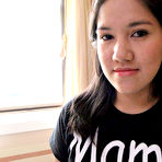 First pic of :: Asian Sex Diary :: 18yo Asian virgin loses her cherry with white tourist
