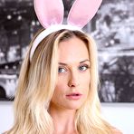 Fourth pic of Vinna Reed Vinna Reed