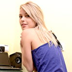 First pic of Alina - Maquillage