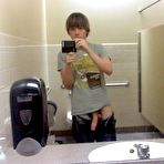 First pic of Sexting18 - Amateur Sexting Pictures and Self Shot Videos | Mirror Girlfriends!
