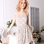 First pic of Presenting Roxi A with Roxi A by Paramonov